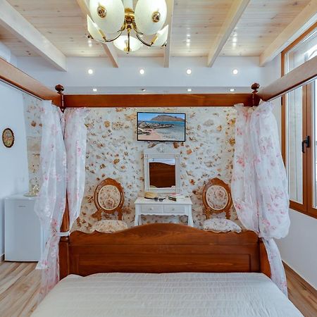 Hamam Suites Portou Hriszí Aktí Haniá Kültér fotó