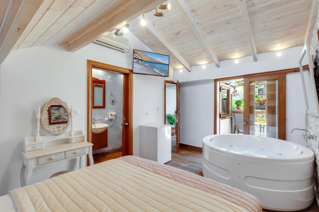 Hamam Suites Portou Hriszí Aktí Haniá Kültér fotó